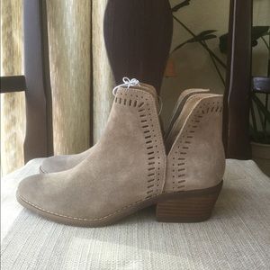 NWOT Lucky Brand Booties